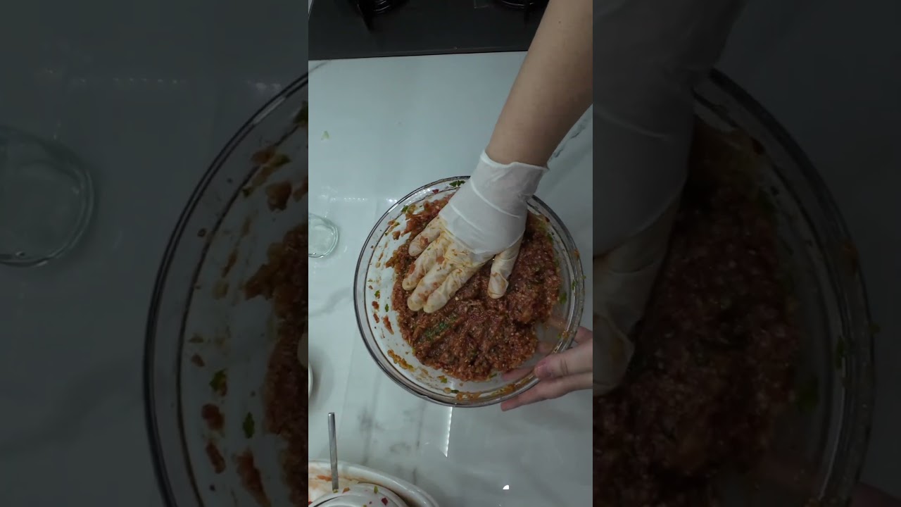 Pratik Lahmacun Tarifi | Yapımı Kolay, Tadı Olay !! #pratik #yemektarifleri #lahmacun #shorts