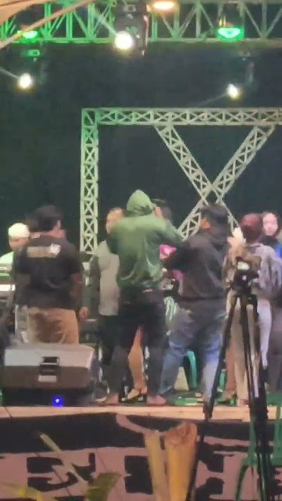 banyak yang joget tapi nggak ribut #shortsvideo #hiburandangdut #dangduters #beranda #shorts