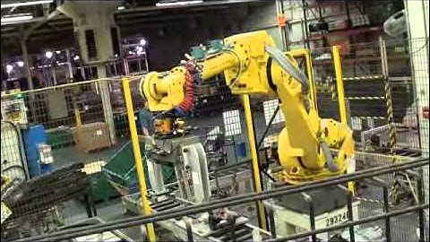 Fanuc R2000 Robot Available at Hilco Auction of Magna in September Late 2012