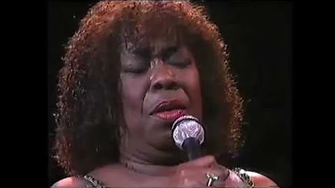 Sarah Vaughan - Live in the Michael Fowler Centre,...