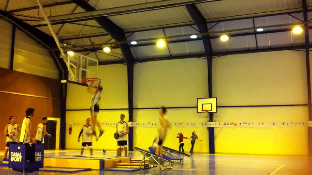 Barjots dunkers show 9 à La Montagne 44620