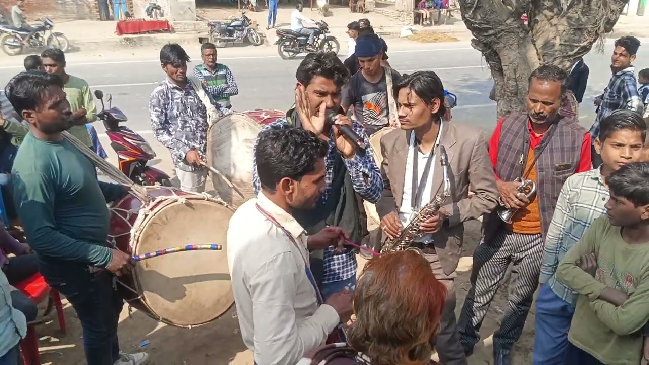 Karnapur. ka famous singer