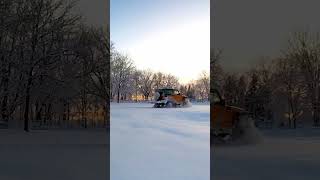 Jeep rubicon snow tracks