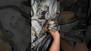Range Rover Autobiography 2020 Straight engine 6 cylinder water pump Removing Range Rover Autobiography 2020 Straight engine 6 cylinder water pump Removing