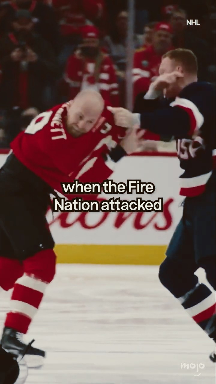 USA vs Canada - EXTREME Hockey Fight