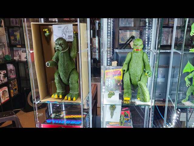 Shogun Warriors Godzilla the difference between each generation