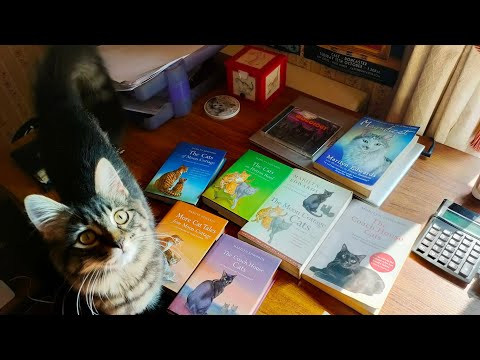 My cats were featured in a Marilyn Edwards book 😻😻😻