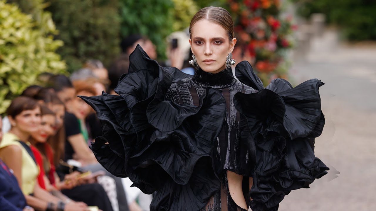 Juana Martín Haute Couture Fall/Winter 2022/23