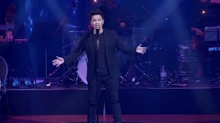 Patric Scott - Catching Snowflakes Live (Spirit The Show)