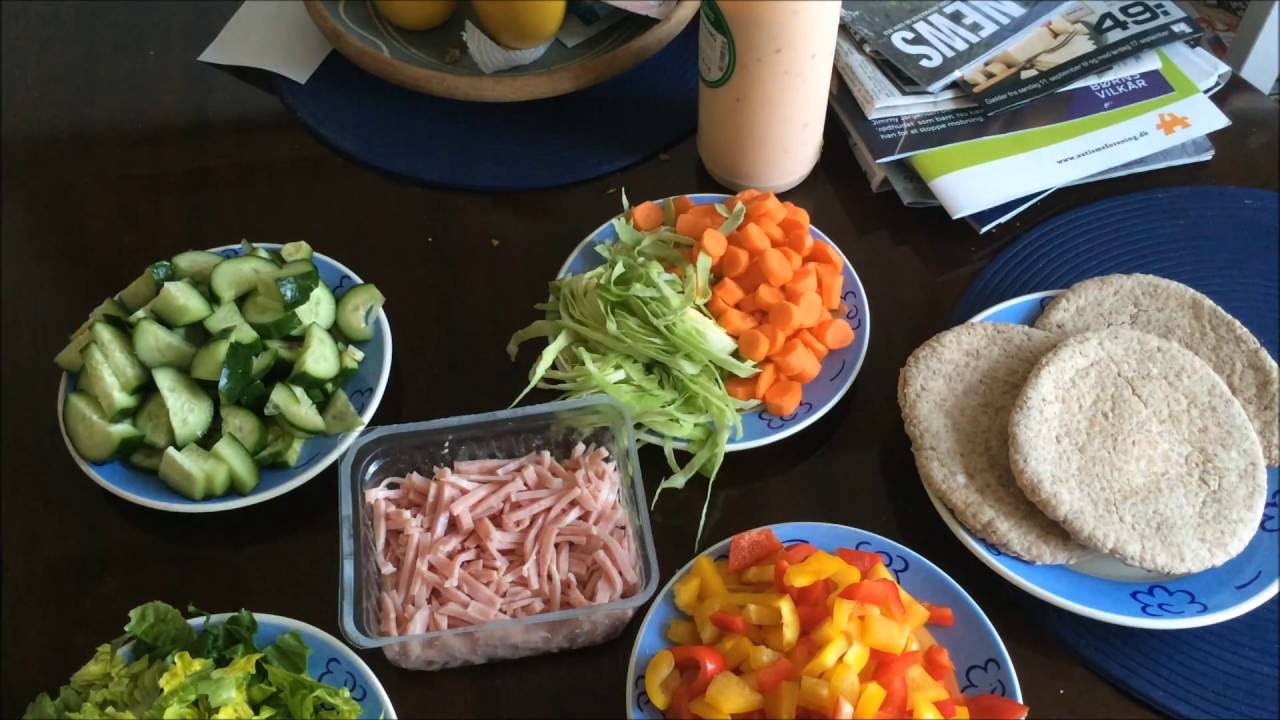 pitabrød med fyld pitabrød med fyld