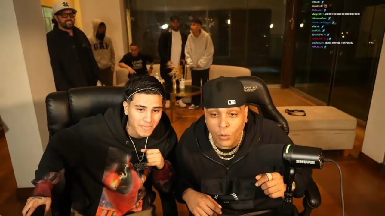 CRISTORATA CHARLANDO CON DARELL