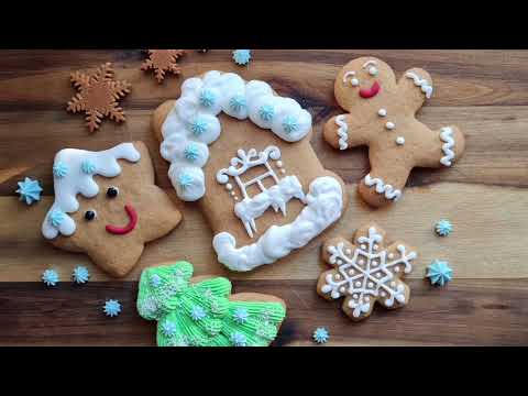 Christmas tree gingerbread - decorated icing cookies.