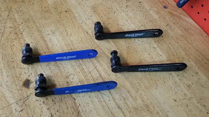 How to remove a square taper crank set. Square taper crank puller demonstration. Park tool CCP-22