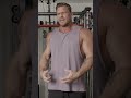 How #alanritchson got that perfectly built #reacher chest  #menshealth #shorts