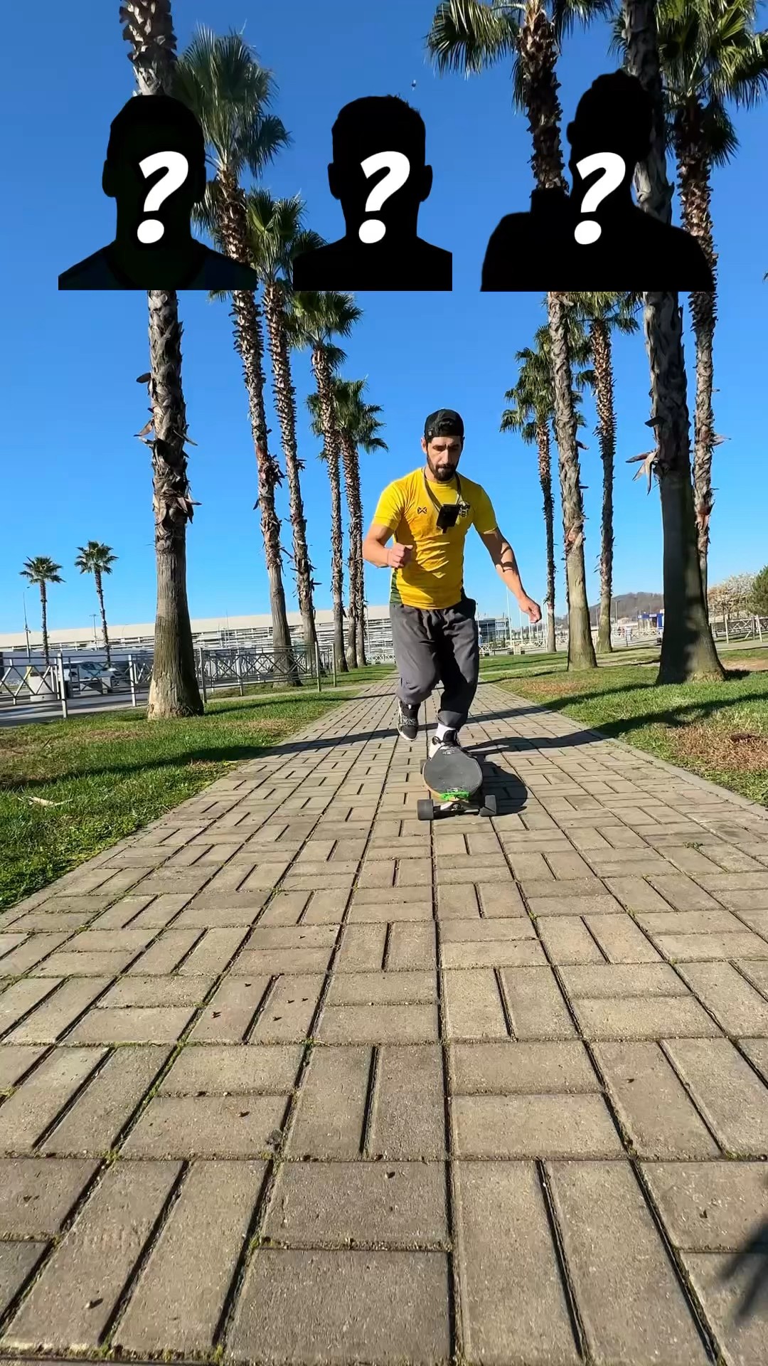 ❌?? Football stars on wheels: popping balloons on rollerskates, skateboard, and scooter ?