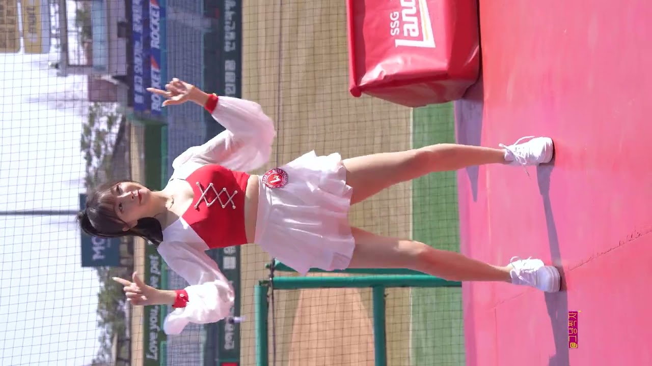 [4K] 안지현(安芝儇)치어리더, 트위스트풍 흥겨운 응원! | LG 트윈스 vs SSG 랜더스 시범경기 | 韓國啦啦隊 回歸！