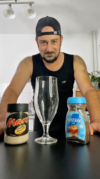 🤤 How to make iced coffee #shortsvideo #coffee #drink #food #recipe #cafe #icedcoffee #ice  #shorts