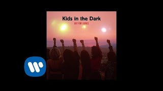 Vignette de la vidéo "Bat For Lashes - Kids in the Dark (Official Audio)"