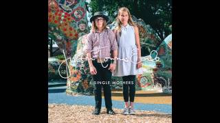Justin Townes Earle - My Baby Drives [Audio Stream]