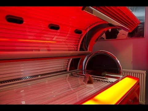 Wideo: Co Jest Bardziej Szkodliwe: Solarium Czy Słońce?