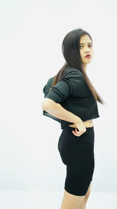 Get rid of Stretch marks in weight loss | Somya Luhadia #shorts #youtubeshorts #ytshorts