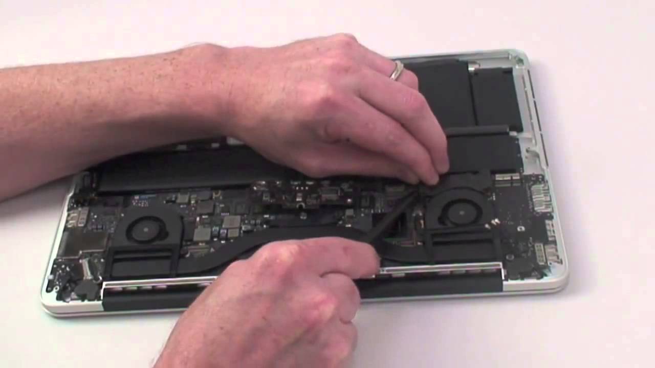 Como desmontar el Macbook Pro Retina de 13 pulgadas - YouTube