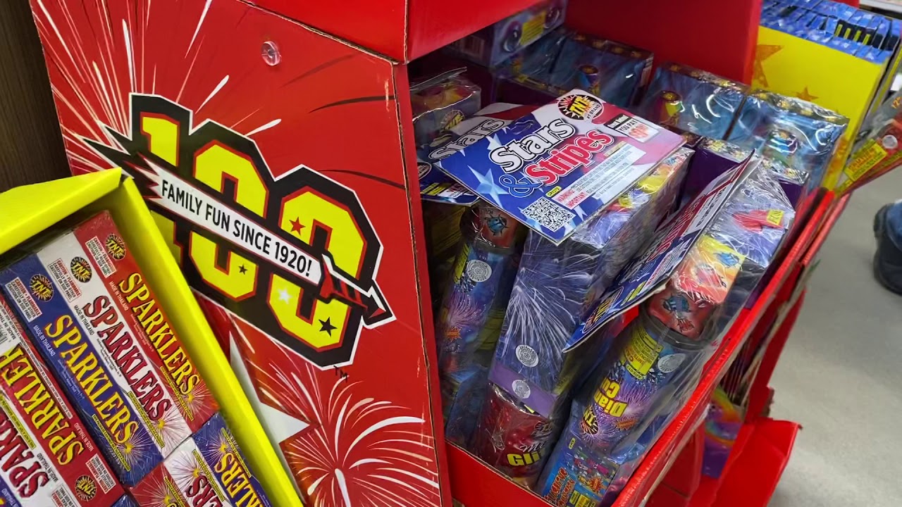TNT Fireworks Shoprite Of Wyckoff New Jersey 121420 YouTube