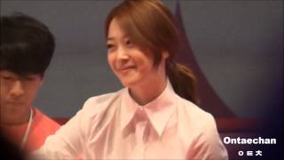 [FANCAM]130827  Sulli focus + Krystal's message @ Etude House Pink Play Party Singapore (cuts)