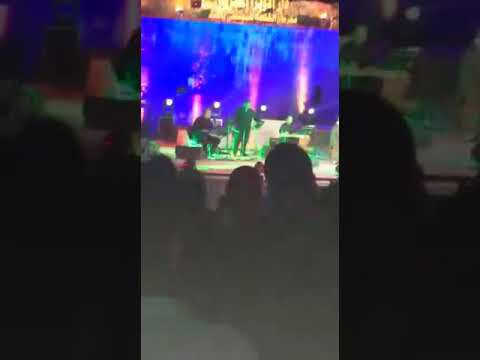 منحرمش العمر من عطفك عليا