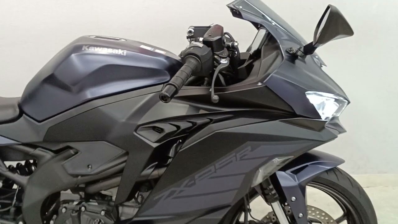 カワサキ Ninja ZX-25R SE 2025年モデル ノーマルマフラー マルチバー