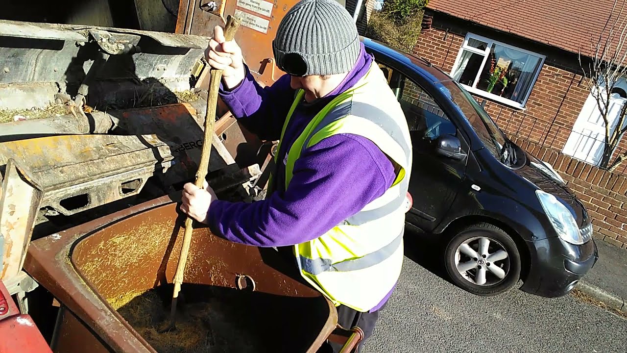 Garden Bin that won't empty !