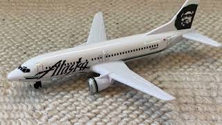 ALASKA AIRLINES SUPER RARE White / Black Livery (WHITE WINGS) Unboxing / Review!