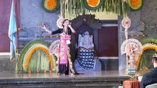 Download Lagu Krisnanda Widya Pradnyadewi - Taksu (Juara II Lomba Pop Bali di SMK 3 Denpasar 2021) MP3