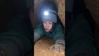 좁은 땅굴 #폐쇄공포증