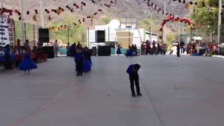 Presentacion para bailar el vals (preescolar 2019) en Naranjito de copal