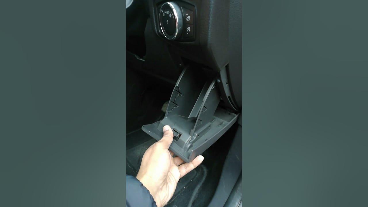FORD FIESTA 2010- OBD PORT LOCATION