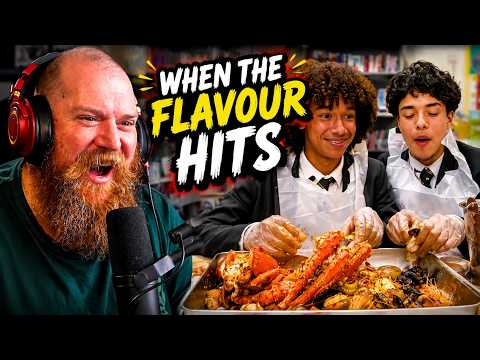 British High Schoolers try Seafood Boil for the first time! Aussie Reacts To Jolly