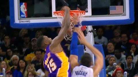 Thomas Robinson Unintentional Alley Oop over Vucevic in Orlando | 12.23.16
