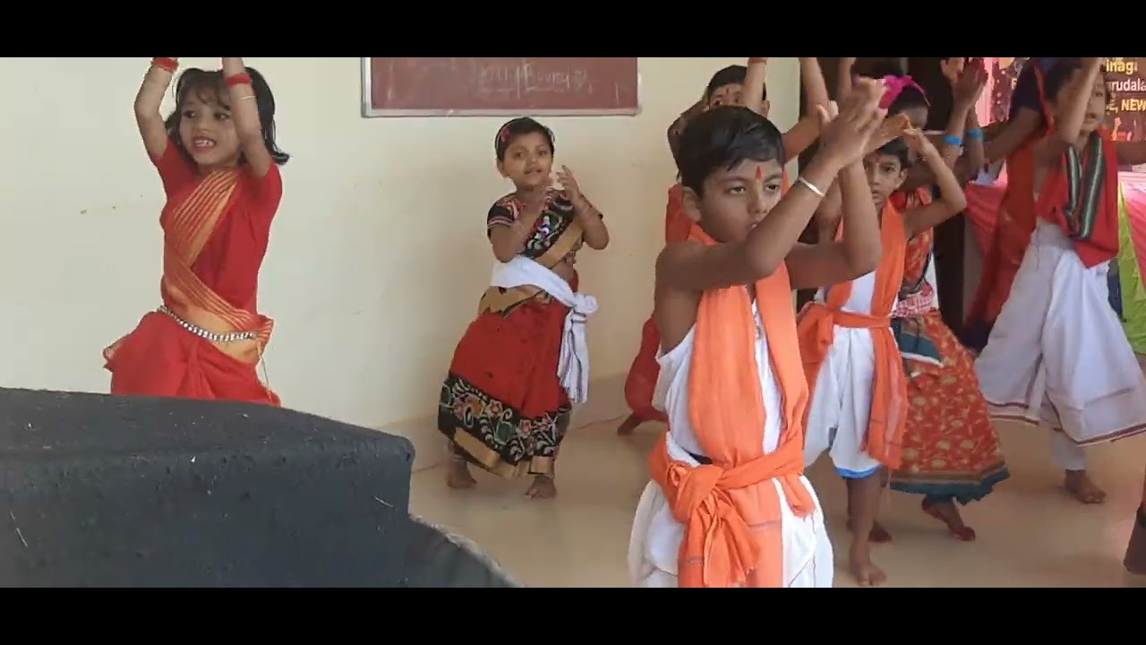 Isha mama ka dance kemiti laguchi🙂🙂