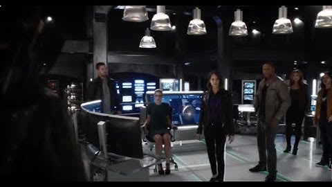 Olicity - The Flash - 2x08 Pt.10 - Malcolm tells the team about Vandal