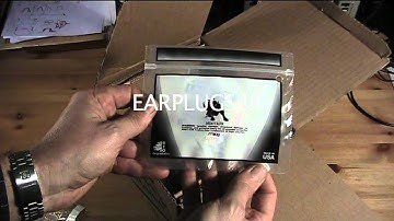 Moog Minitaur Unboxing.mov