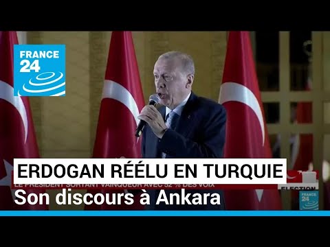 REPLAY - Réélu, Recep Tayyip Erdogan s'exprime devant le palais présidentiel à Ankara