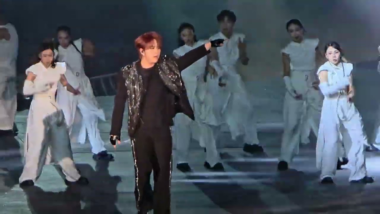 24Dec2025 KEUNG TO “LAVA” LIVE 2025  第七場 開場