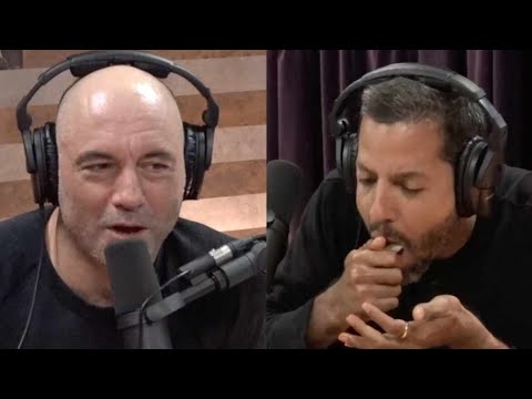 David Blaine Regurgitates a Live Frog on the Joe Rogan Experience