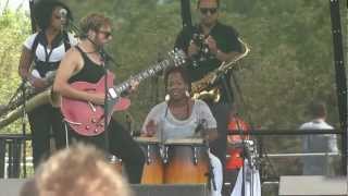 JC Brooks & the uptown sound "want more" @lollapaooza 2012