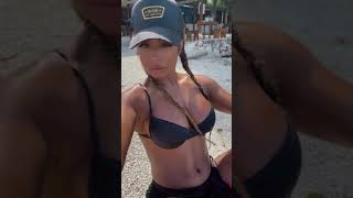 Qimmah Russo - Bikini on the Beach (December 4, 2021)