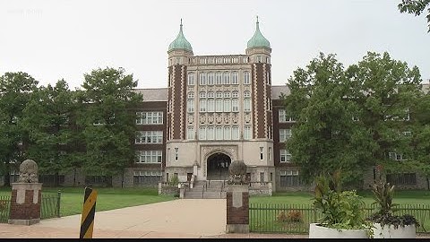 As some local schools return to in-person learning, others go virtual amid COVID-19 outbreaks