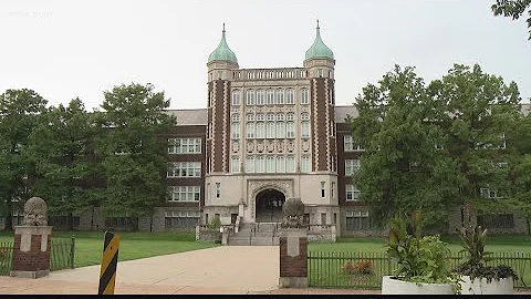 As some local schools return to in-person learning, others go virtual amid COVID-19 outbreaks