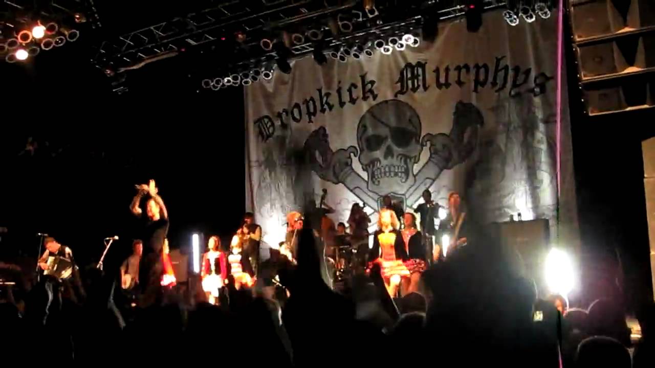 Dropkick Murphy's / Dirty Water & Shipping Off To Boston