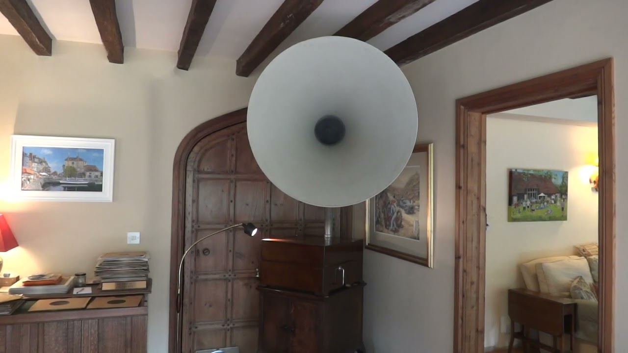 "Voyons, Manon, plus de chimières". Massenet. Ninon Vallin.